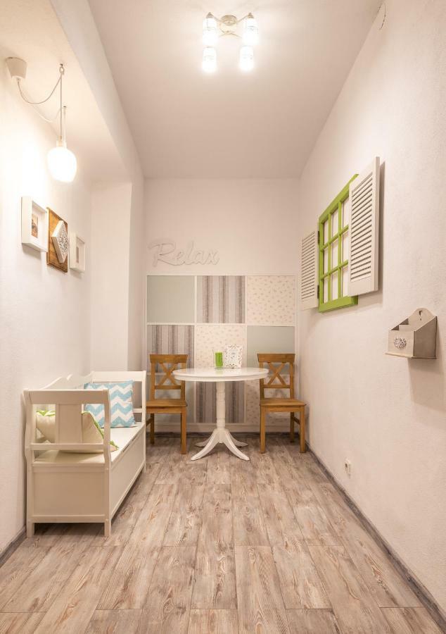 Bonton Apartments Sibiu Esterno foto