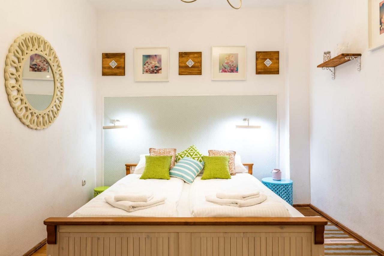 Bonton Apartments Sibiu Esterno foto