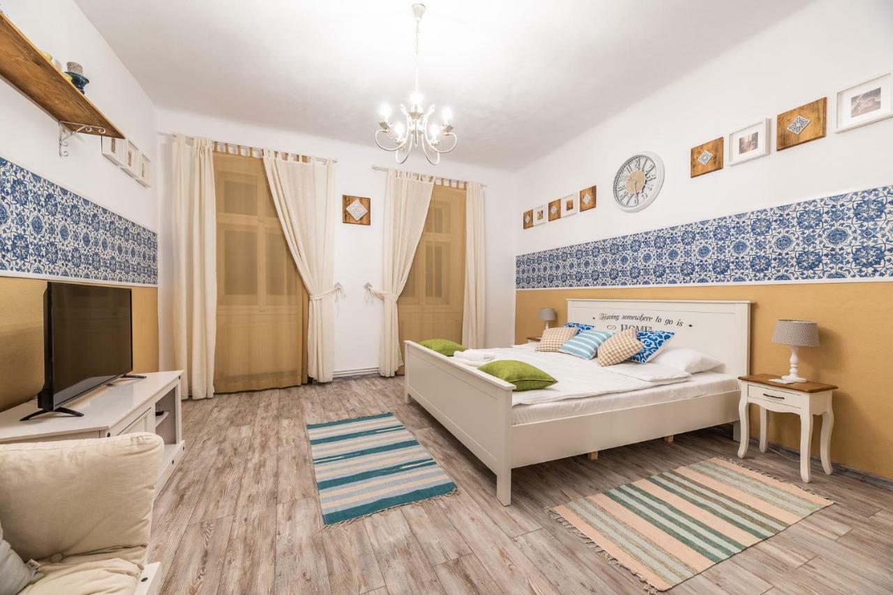 Bonton Apartments Sibiu Esterno foto